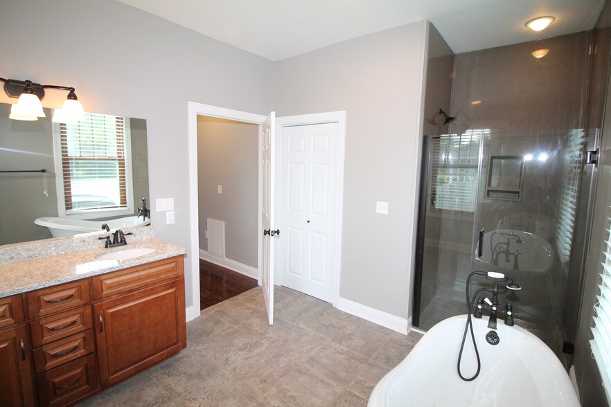 More Photos Of 430 Adams St, Paducah Apartments For Sale