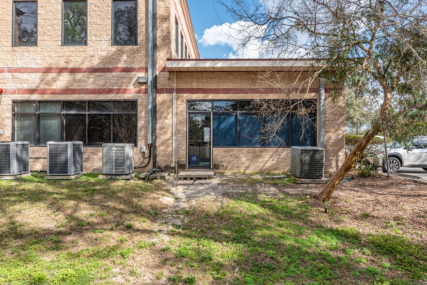 More Photos Of 13220-13280 N 56th St, Temple Terrace Medical For Sale