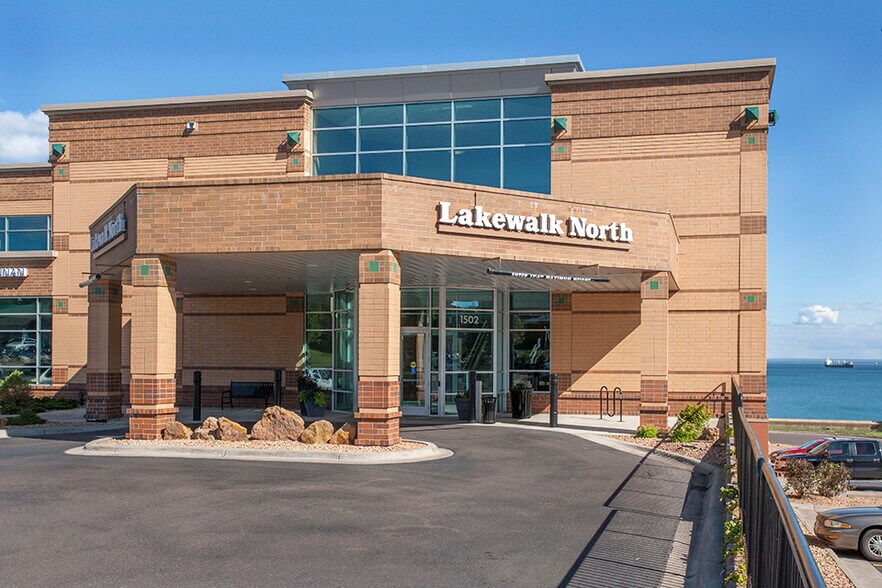 More Photos Of 1502 London Rd, Duluth Medical For Lease