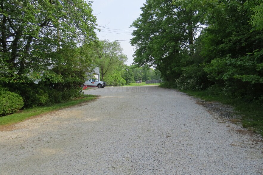 More Photos Of 1416 Piedmont Ave, Akron Manufacturing For Sale