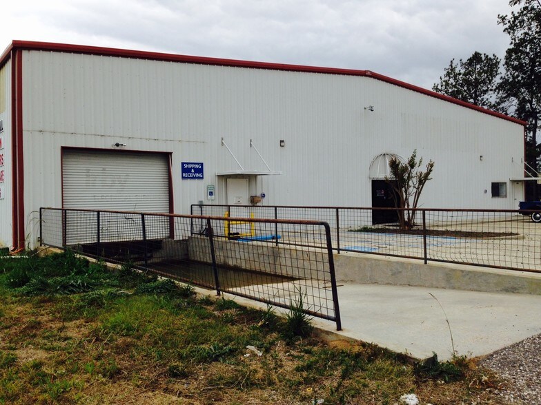 More Photos Of 19146 Highway 190 E, Hammond Warehouse For Lease