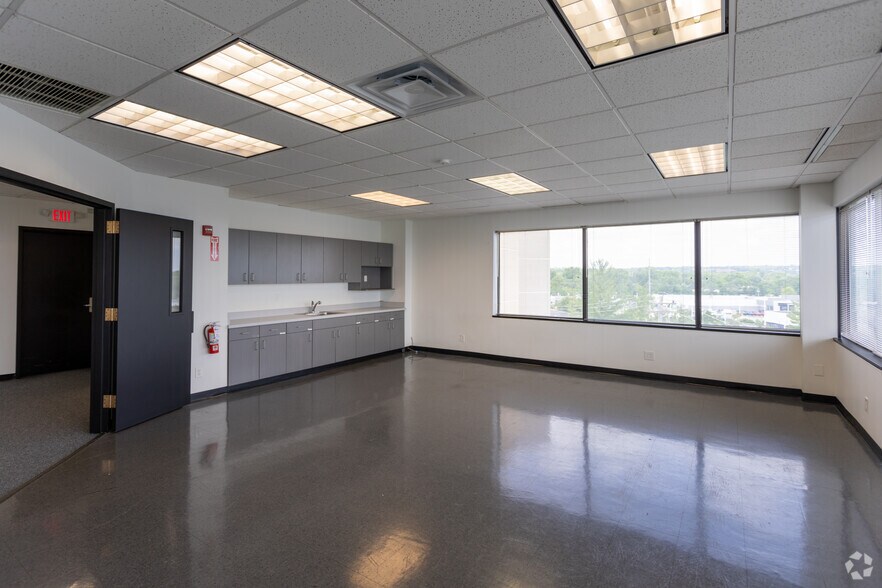 Photo of 4th Floor Ste 450