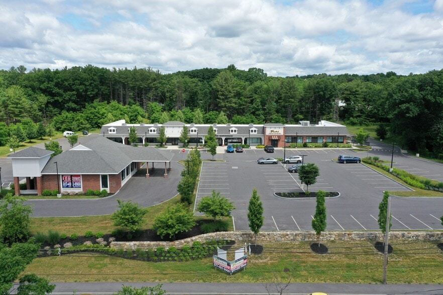 More Photos Of 345-355 Littleton Rd, Westford Storefront For Lease