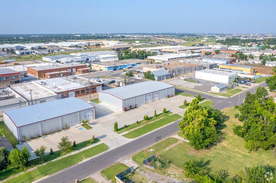 More Photos Of 1642 NW 1st St, Oklahoma City Warehouse For Lease