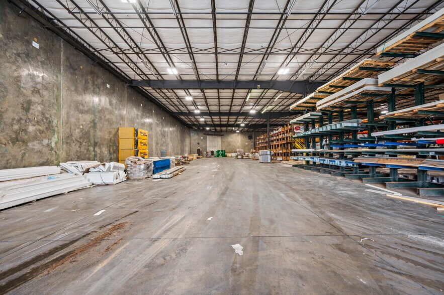 More Photos Of 315 Kerr St, Salisbury Warehouse For Sale