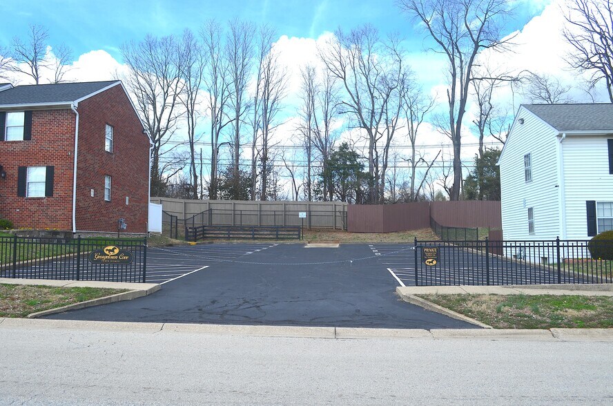 More Photos Of tazwell drive, Louisville Multifamily For Sale