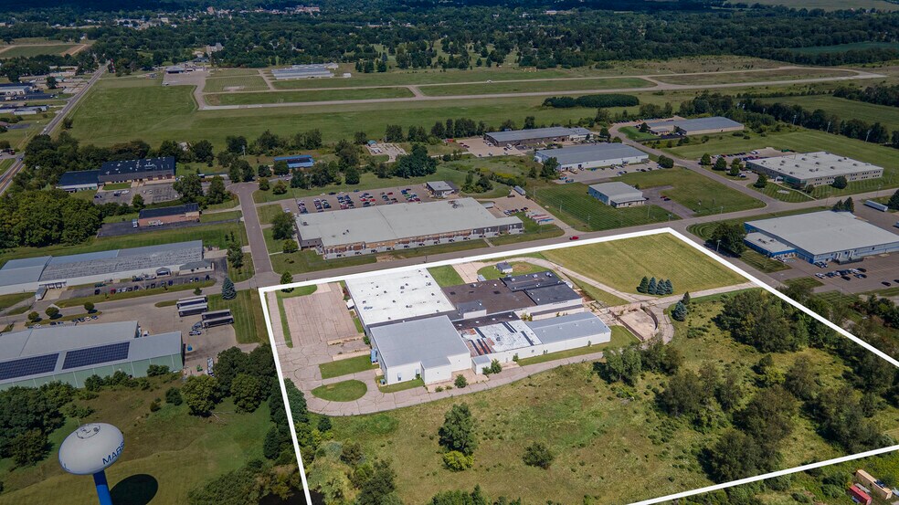 More Photos Of 205 Oliver Dr, Marshall Manufacturing For Sale