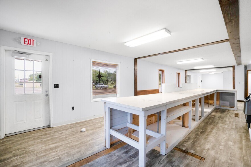 More Photos Of 403 Charles Cook Plz, New Haven Office For Sale