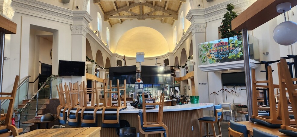 More Photos Of 1099 Westwood Blvd, Los Angeles Restaurant For Lease