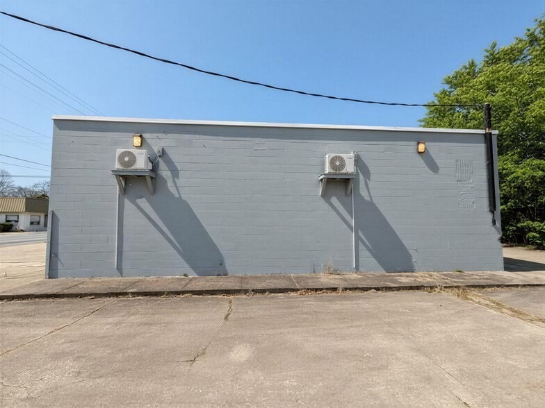 More Photos Of 1234 Bainbridge Blvd, Chesapeake Auto Dealership For Sale