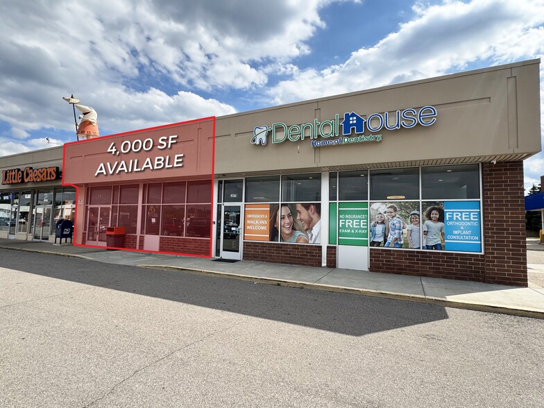 Primary Photo Of 5919-5975 Highland Rd, Waterford Storefront For Lease