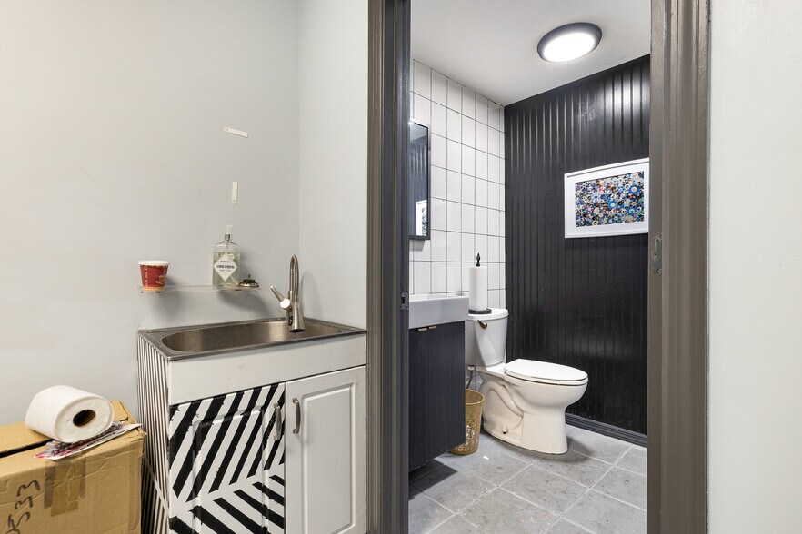 More Photos Of 667 3rd Ave, Brooklyn Loft Creative Space For Sale