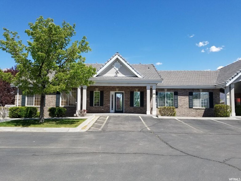 More Photos Of 214-216 N Orem Blvd, Orem Loft Creative Space For Lease