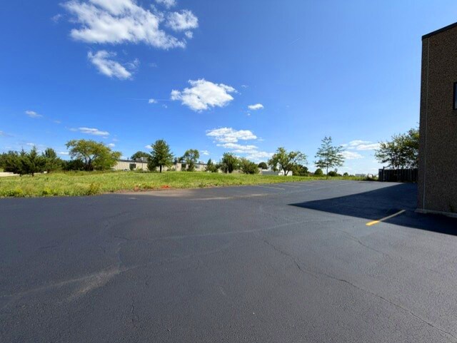 More Photos Of 7900 S Route 31, Crystal Lake Warehouse For Lease