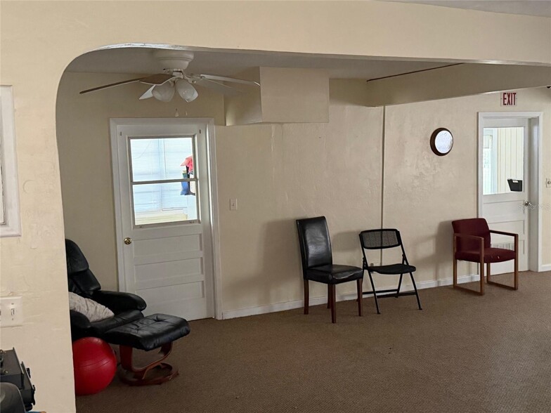 More Photos Of 6505 SW 13th St, Gainesville Office For Lease