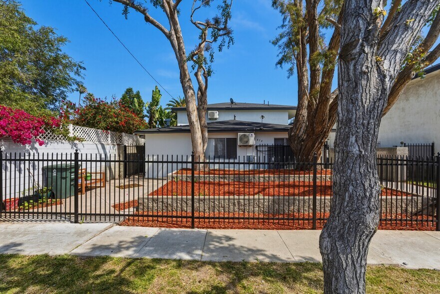 More Photos Of 614 S Myrtle Ave, Inglewood Apartments For Sale