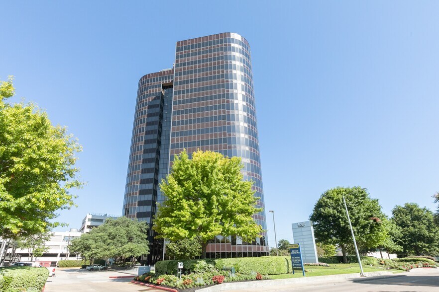 More Photos Of 363 N Sam Houston Pky E, Houston Coworking Space