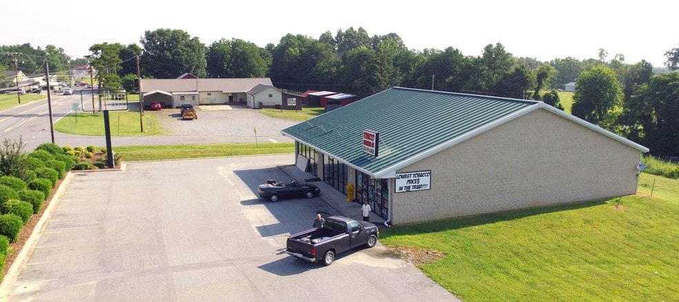 More Photos Of 5746 Old US 52 Hwy, Lexington Convenience Store For Lease