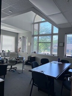 More Photos Of 6 Ponds Edge Dr, Chadds Ford Medical For Lease