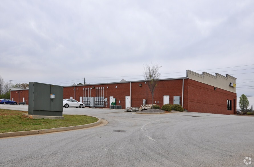 More Photos Of 1721-1739 Ga 42 Hwy, McDonough General Retail For Lease