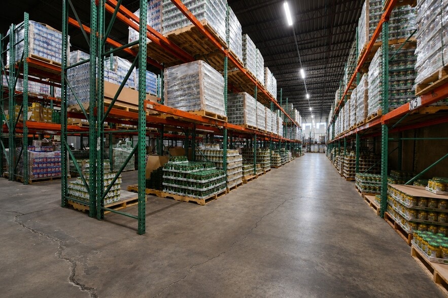 More Photos Of 585 Meserole St, Brooklyn Warehouse For Sale