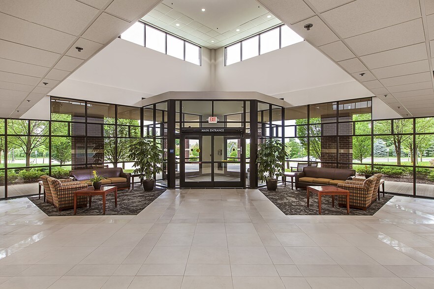 More Photos Of 25500 Meadowbrook Rd, Novi Medical For Lease