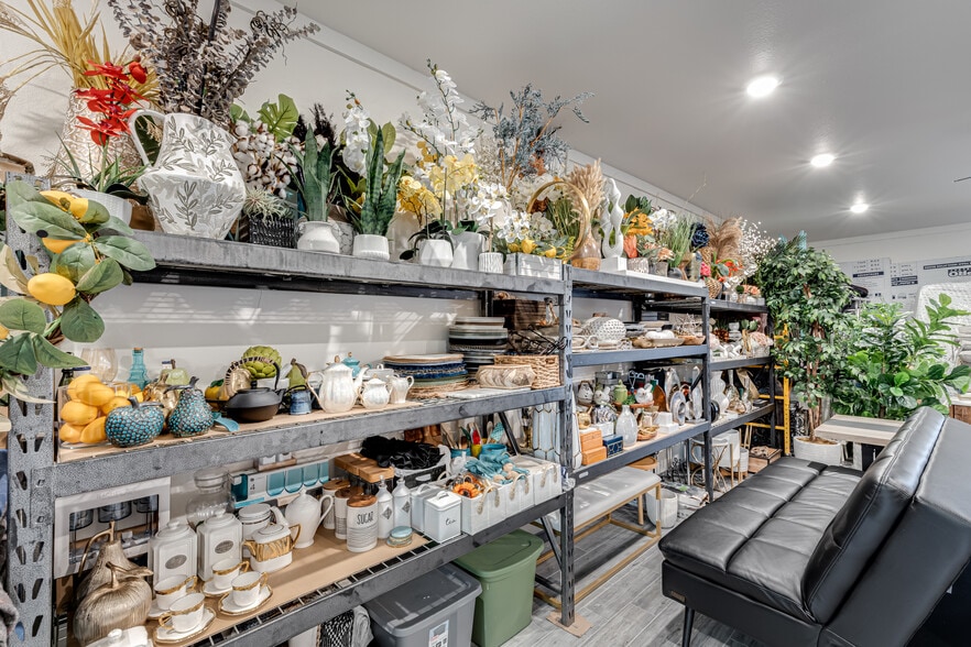 More Photos Of 2518 Culebra Rd, San Antonio Freestanding For Sale