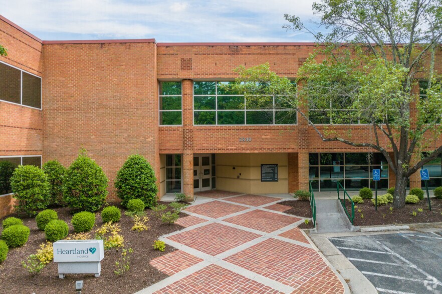 Primary Photo Of 2800-2840 Electric Rd, Roanoke Office For Lease