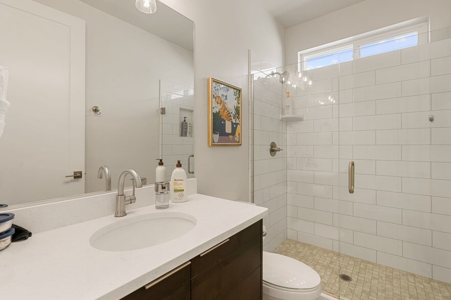More Photos Of 2248 N Double Eagle Ln, Washington Specialty For Sale