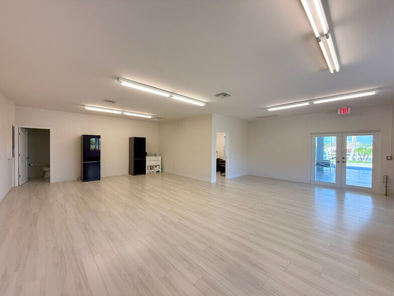 More Photos Of 18261 SE Federal Hwy, Tequesta Marina For Sale