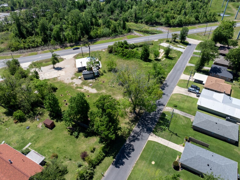 More Photos Of 1411 Houston River Rd, Westlake Restaurant For Sale