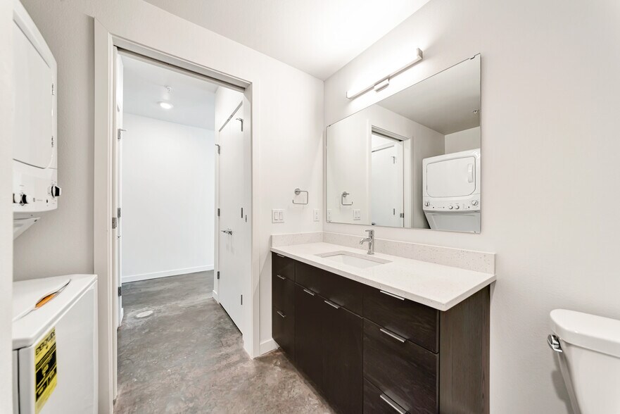 More Photos Of 4750 N Albina Ave, Portland Apartments For Sale