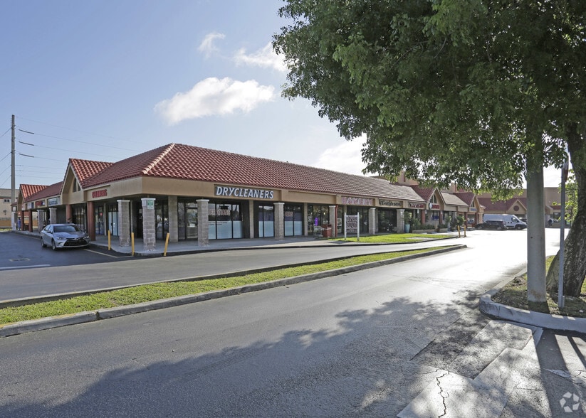 More Photos Of 14505-14657 SW 42nd St, Miami General Retail For Lease