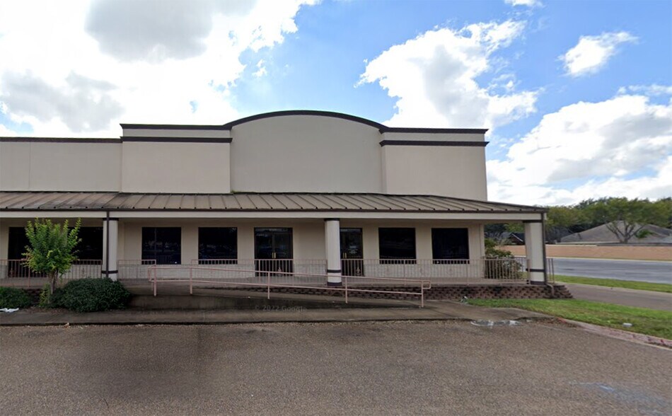 More Photos Of 3202-3524 W Alberta Rd, Edinburg Medical For Lease