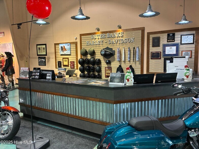 More Photos Of 8739 Caratoke Hwy, Harbinger General Retail For Sale
