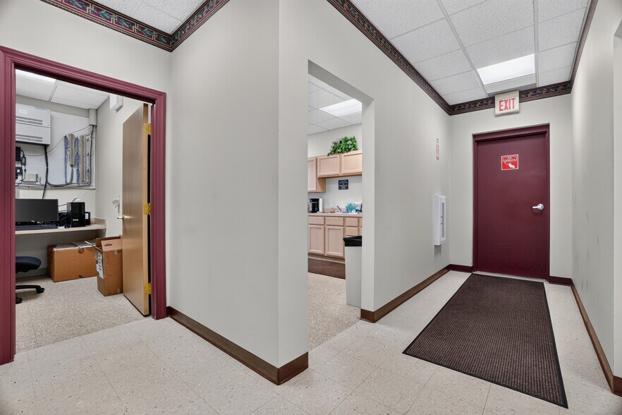 More Photos Of 1695 Joseph Lloyd Pky, Willoughby Warehouse For Sale