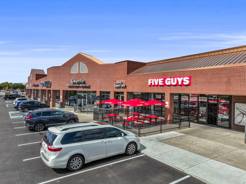 More Photos Of 3286 Pentagon Blvd, Beavercreek General Retail For Lease