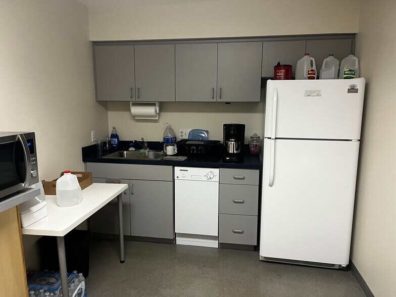 More Photos Of 90 Southside Ave, Asheville Office For Lease