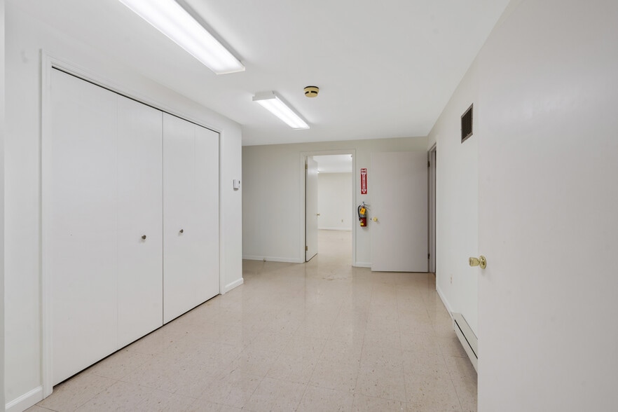 More Photos Of 7 Main St, Camden Bank For Sale
