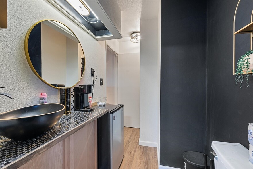 More Photos Of 2100 7th St, Baker City Specialty For Sale