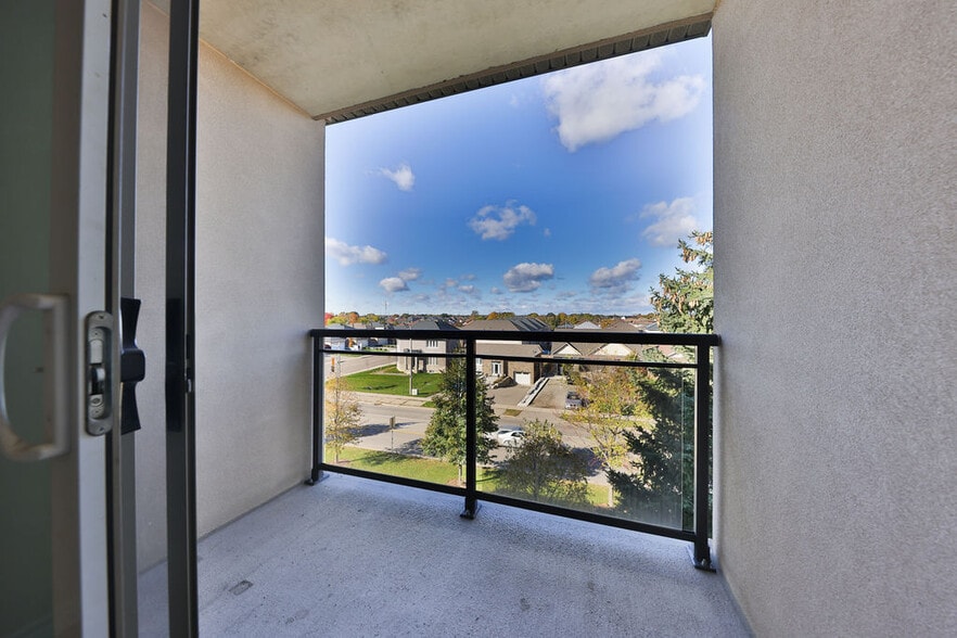 More Photos Of 1489 Upper Gage Av, Hamilton Apartments For Sale