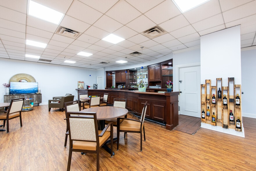 More Photos Of 1760 Plantside Dr, Louisville Assisted Living For Sale
