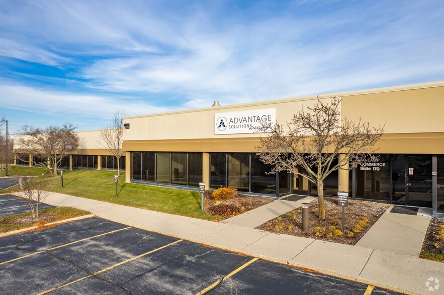 More Photos Of 50 E Commerce Dr, Schaumburg Light Distribution For Lease