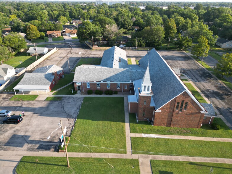 Primary Photo Of 3700 E Mount Vernon St, Wichita Religious Facility For Sale