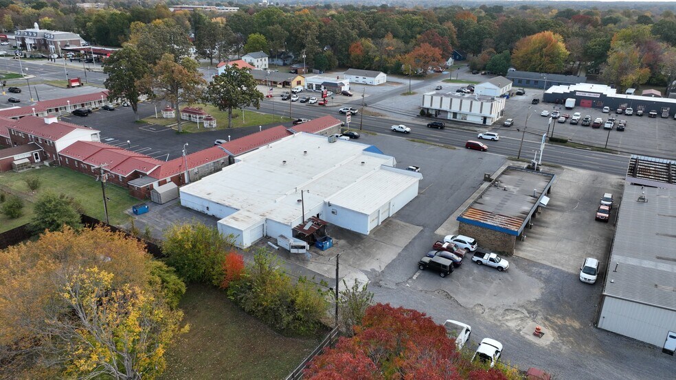 More Photos Of 512 S 12th St, Murray Freestanding For Sale