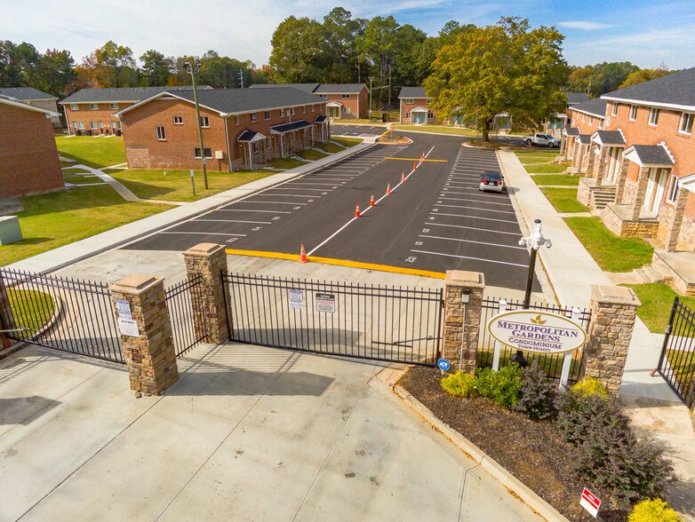 More Photos Of 3751 Martin Luther King Jr Dr SW, Atlanta Apartments For Sale