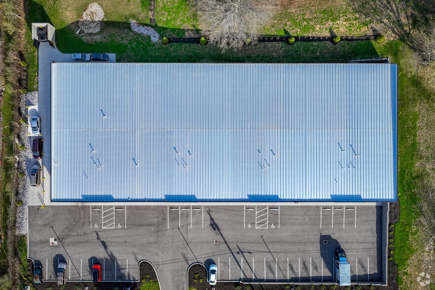 More Photos Of 3630 Ohara Rd, Erlanger Showroom For Lease