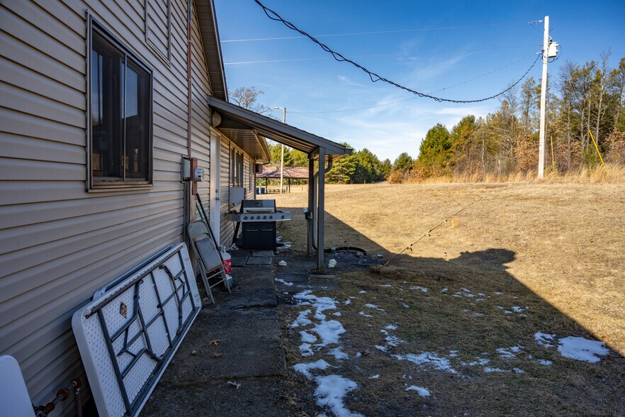 More Photos Of W3686 Monroe Rd, Warrens General Retail For Sale