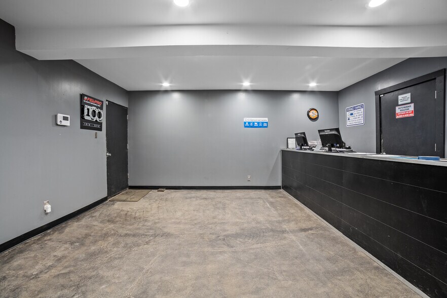 More Photos Of 15304 76th E Ave, Bixby Warehouse For Sale