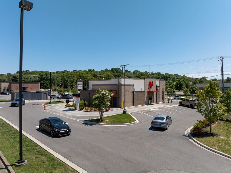 More Photos Of 420 Long Hollow Pike, Goodlettsville Fast Food For Sale